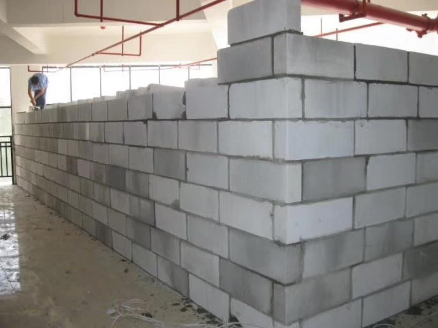 南江蒸压加气混凝土砌块承重墙静力和抗震性能的研究
